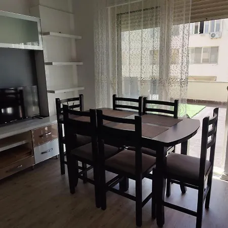 Big Balcony Plazh * Durres